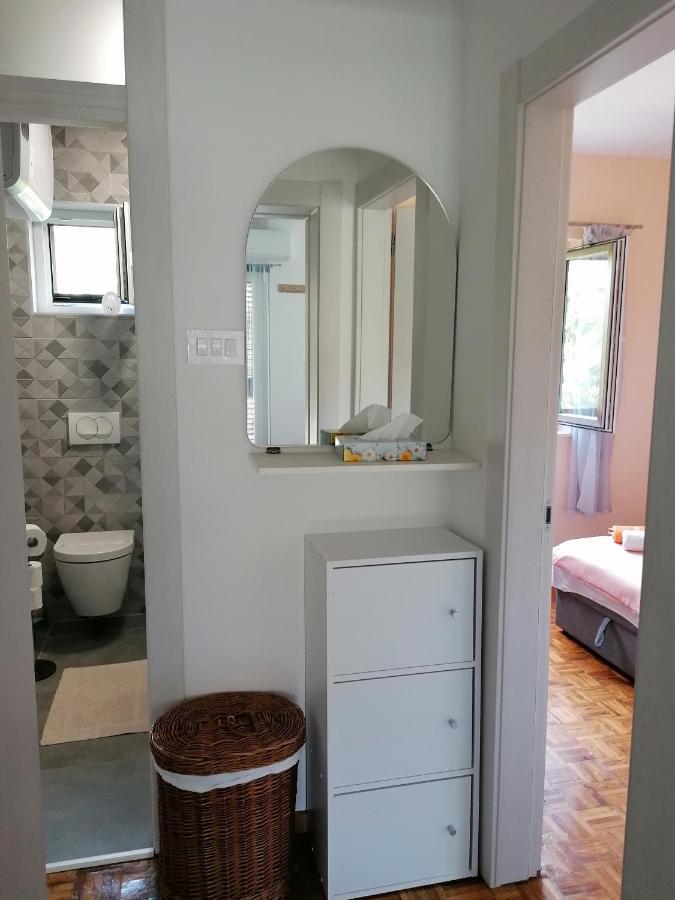 Apartments With A Parking Space Njivice, Krk - 5320 Εξωτερικό φωτογραφία